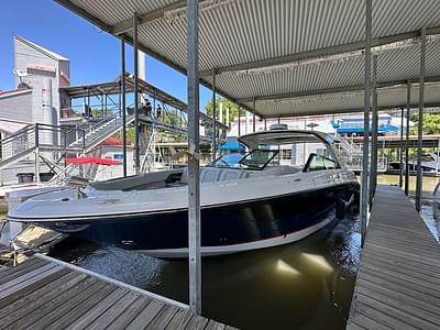 BOATZON | Sea Ray SLX 400 Outboard 2023