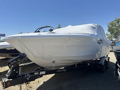 BOATZON | Sea Ray SPX 210 Outboard 2024