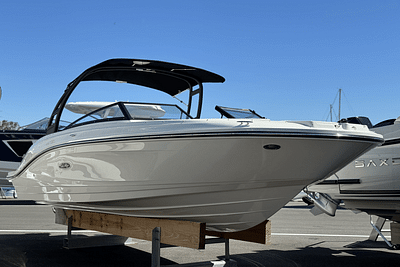 BOATZON | Sea Ray SPX 230 Outboard 2024