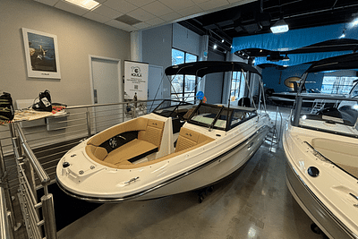 BOATZON | Sea Ray SPX 230 Outboard 2024