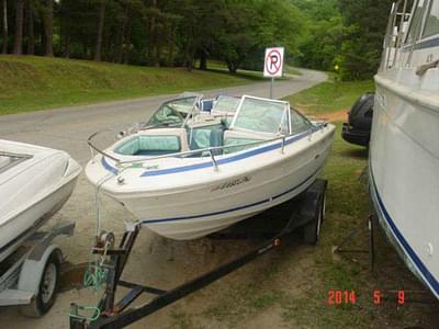 BOATZON | Sea Ray SRV 207 Bowrider Mercruiser 260 1980