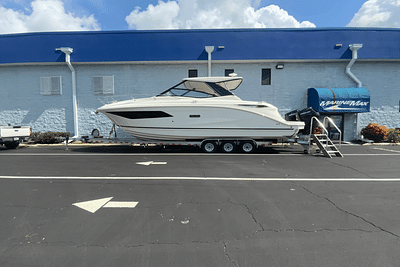 BOATZON | Sea Ray Sundancer 320 Outboard 2025