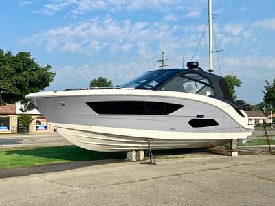 BOATZON | Sea Ray Sundancer 370 OB 2024