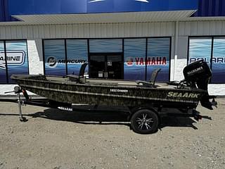 BOATZON | 2024 SeaArk 31652 CRAPPIE