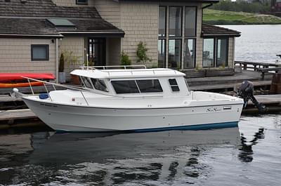 BOATZON | SeaSport Explorer 2400 2005