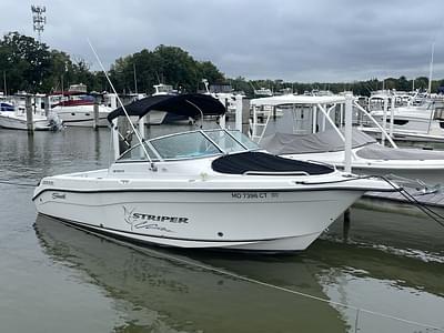 BOATZON | Seaswirl Striper 2101 DC 2003