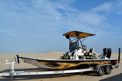 BOATZON | Shallow Stalker Boats Cat240 Lightning 2023