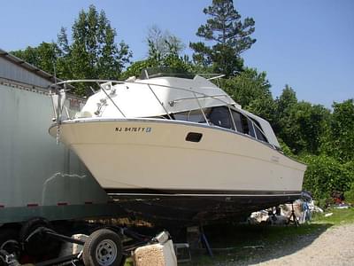 BOATZON | Silverton 31 Sedan 1976