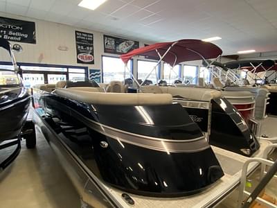BOATZON | SilverWave 2210 SW3 CLS 2022 BOATZON | SilverWave 2210 SW3 CLS 2022