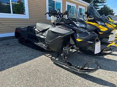 BOATZON | Ski-Doo Expedition Xtreme Rotax 900 ACE Turbo R 154 Cobra WT 18 Black 2024