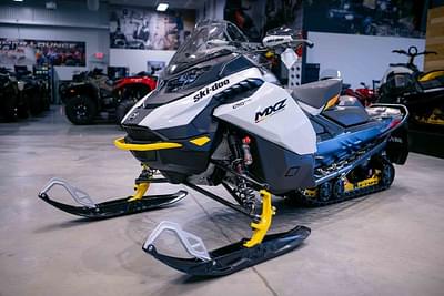 BOATZON | Ski-Doo MXZ Adrenaline with Blizzard Package Rotax 850 ETEC 129 Ice R XT 125 2024