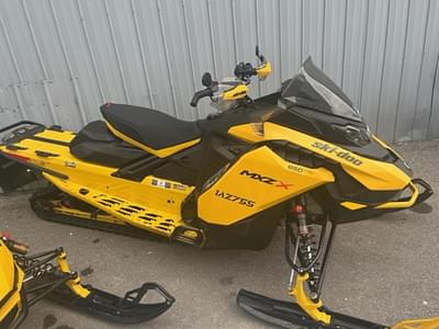 BOATZON | Ski-Doo MXZ X Rotax 850 ETEC 137 Ice R XT 15 1025 in Yellow 2024