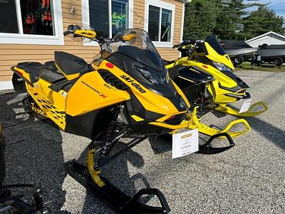 BOATZON | Ski-Doo Renegade X 850 ETEC Ice Ripper XT 1572 in  Yellow 2023