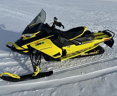 BOATZON | Ski-Doo Renegade X Rotax 600R ETEC Ripsaw 125 Yellow 2021