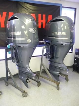 BOATZON | Sliwghtly Used Yamaha 300HP 4 Stroke Outboard Engine