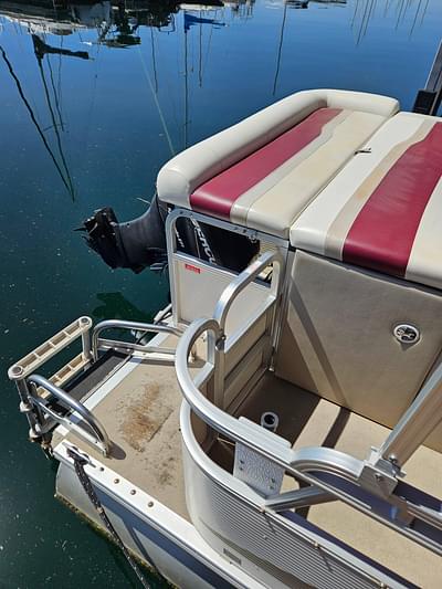 BOATZON | Smoker Craft M820 Pontoon 2004