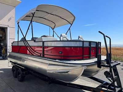 BOATZON | South Bay 22F 200 Series 2023