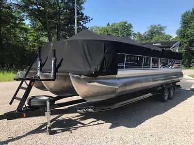 BOATZON | South Bay 725CLRTT wEVINRUDE 225HP OB 2010