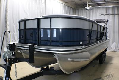 BOATZON | South Bay S224RS 30 UNBEATABLE DEAL 2023