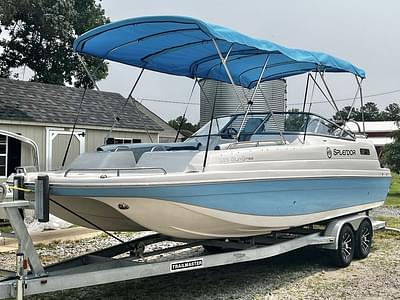 BOATZON | Splendor 259 Sunstar IN STOCK Rigged  Ready 2023