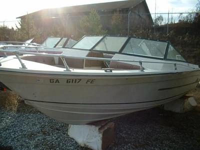 BOATZON | SportCraft 190 Sportsman Bow Rider Volvo Cut Hull 1987