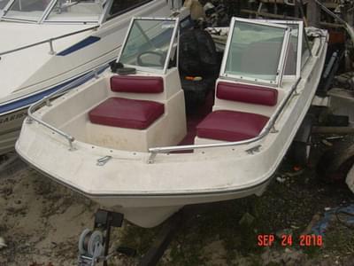 BOATZON | Sportcraft C Gull 15 trihull outboard bowrider 1977