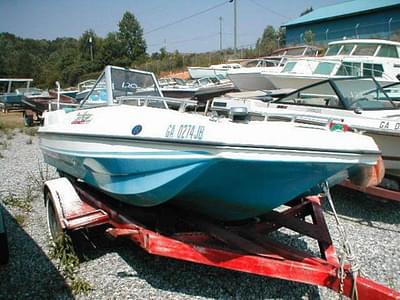 BOATZON | Sportmaster 170 Stingray Bowrider Mercruiser Hull 1979