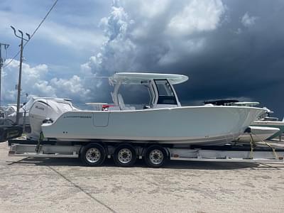 BOATZON | Sportsman Open 282 Center Console 2024