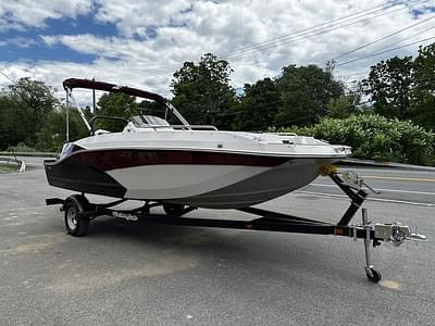 BOATZON | Starcraft Marine SVX 191 19ft Deck Boat 140hp wtrailer 2025