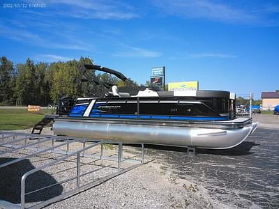 BOATZON | Starcraft SLS3 Q DH 24ft Tritoon 2025