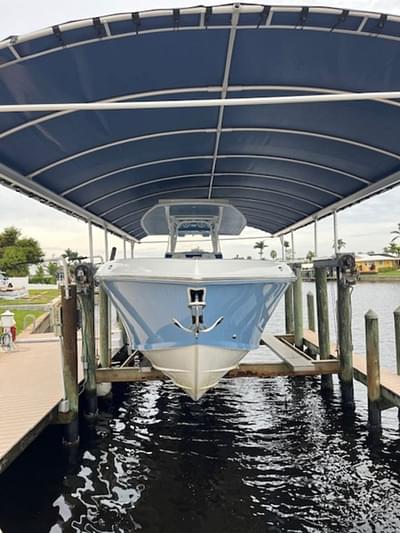 BOATZON | Statement Marine 380 Open 2019