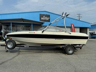 BOATZON | Stingray 195 LX 2008