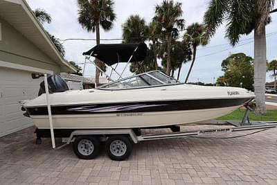 BOATZON | Stingray 204 LR 2012