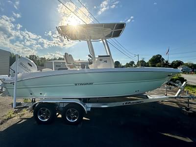 BOATZON | Stingray 216 CC 2025