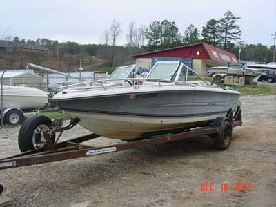 BOATZON | Stingray SVB 175 SS Super Sport Bowrider Mercruiser 470 1985