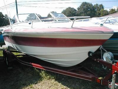 BOATZON | Sun Runner 210 CV Cuddy Cabin 1985