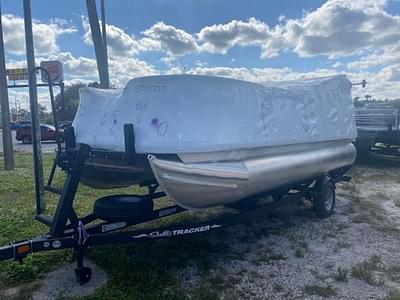 BOATZON | Sun Tracker 18 Bass Buggy 2023