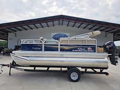 BOATZON | Sun Tracker Bass Buggy 16 XL SELECT 2025