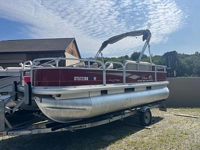 BOATZON | Sun Tracker BASS BUGGY 18 DLX 2019