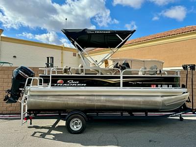 BOATZON | Sun Tracker Bass Buggy 18 DLX 2022