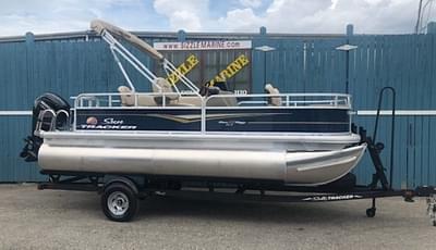 BOATZON | Sun Tracker Bass Buggy 18 DLX 2024