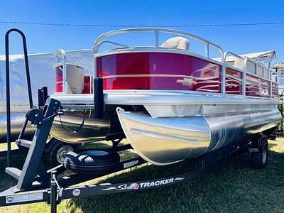 BOATZON | Sun Tracker Bass Buggy 18 DLX 2025