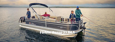 BOATZON | Sun Tracker Fishin Barge 22 DLX 2025