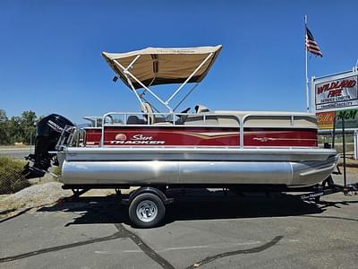 BOATZON | Sun Tracker Party Barge 18 DLX 2025