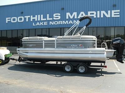 BOATZON | Sun Tracker Party Barge 20 DLX 2024