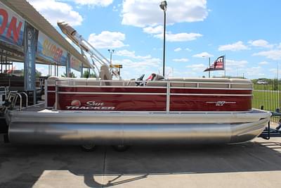 BOATZON | Sun Tracker Party Barge 20 DLX 2024