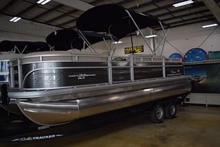 BOATZON | Sun Tracker Party Barge 22 RF DLX 2024