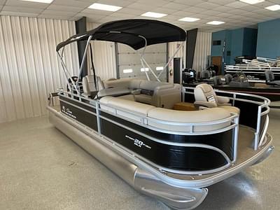 BOATZON | Sun Tracker SportFish 20 DLX 2025