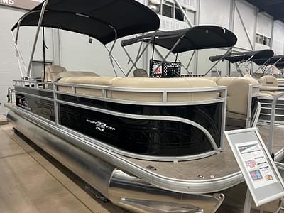 BOATZON | Sun Tracker SportFish 22 DLX 2024