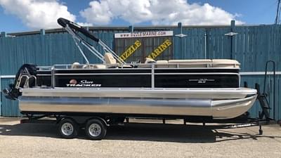 BOATZON | Sun Tracker Sportfish 22 DLX 2025